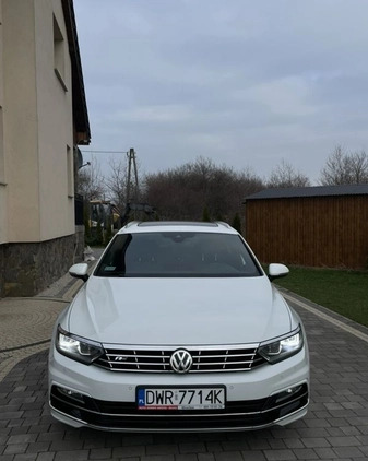 Volkswagen Passat cena 77000 przebieg: 195191, rok produkcji 2016 z Grodków małe 301
